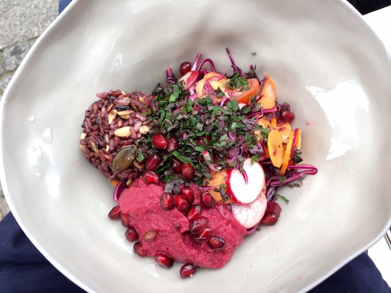 vegan-red-bowl-im-the-klub-kitchen