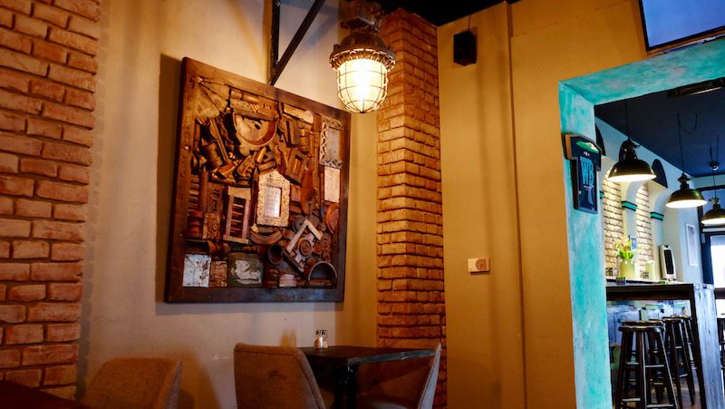 berlin-burger-wilhelms-burger-einrichtung-3