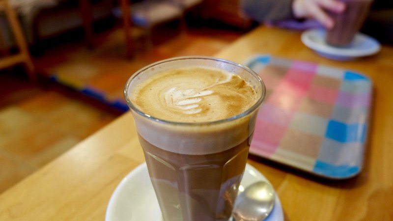 berlin-cafe-the-dairy-latte-macchiato