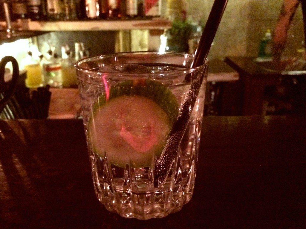 gin-tonic-geist-im-glas-bar-berlin