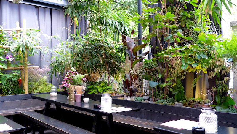 berlin-restaurants-dudu-mitte-terrasse