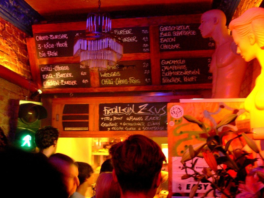 Berlin-Burger-International-Imbiss-innenJPG
