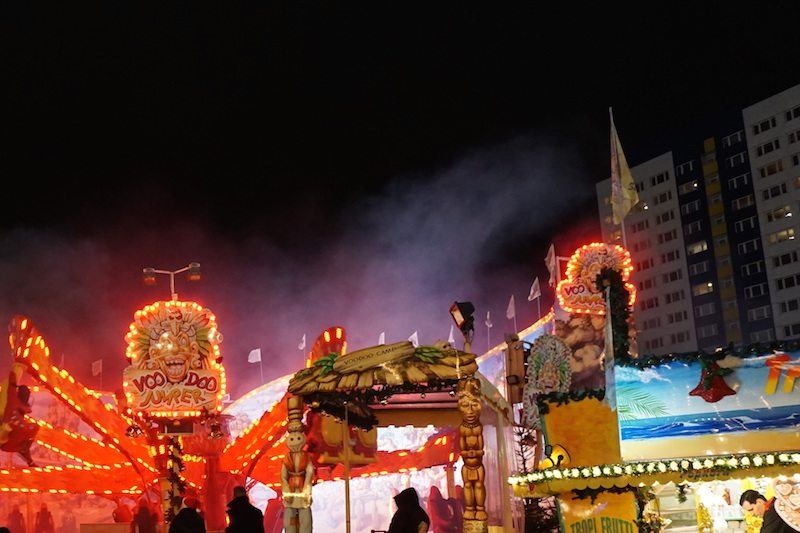 Berlin-Weihnachtsmarkt-2014-Alexa-Karussell