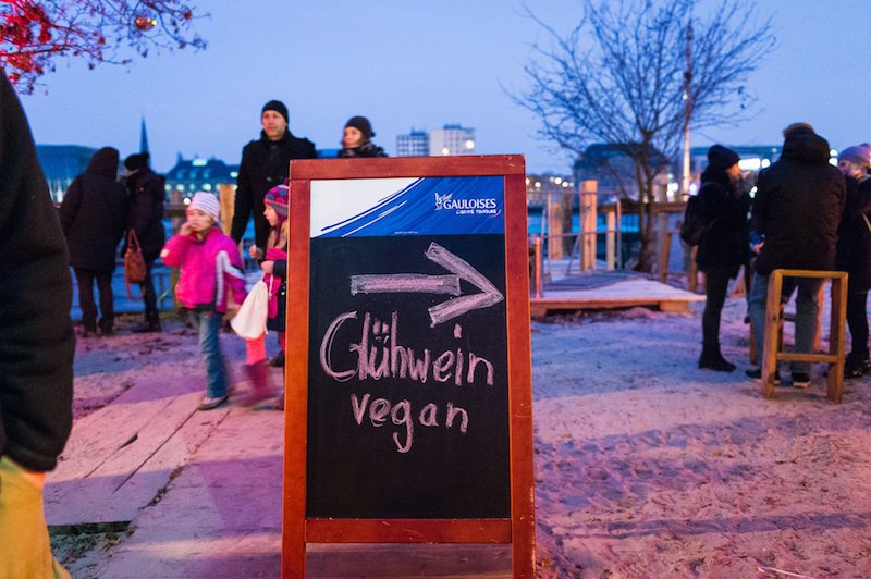 veganer-glühwein-green-christmas-market-berlin