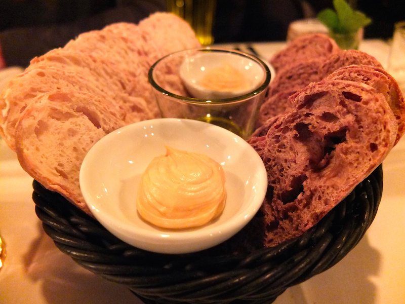 restaurant-solar-brotkorb