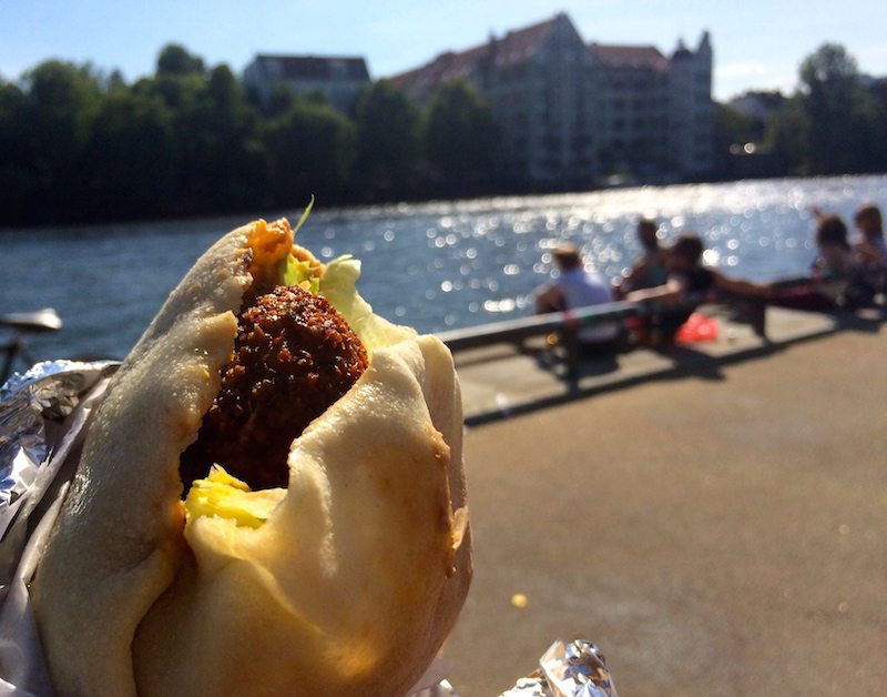 berlin-auf-die-hand-nil-imbiss-faladel-vegan-2